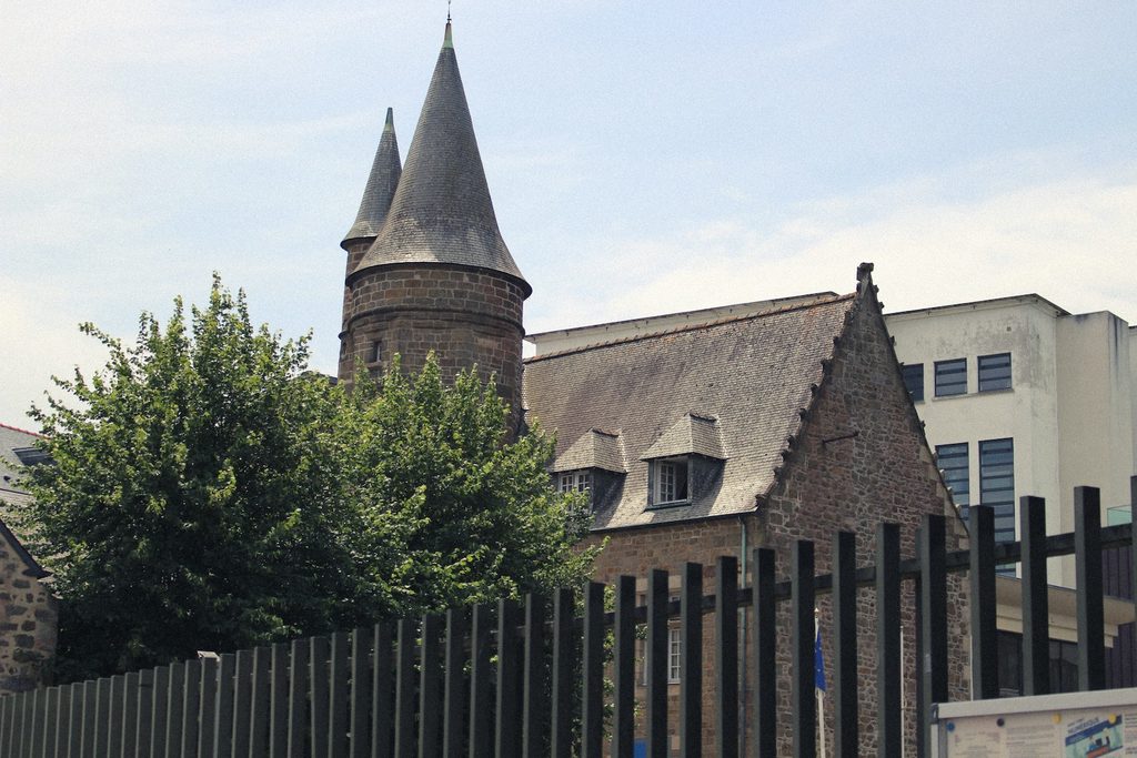 Cour et manoir Saint-Esprit (Saint Esprit Courtyard and Manor), Saint-Brieuc