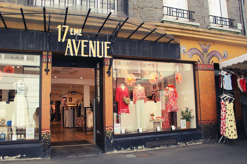 Mosaic façade at 3 rue du Général Leclerc (3 General Leclerc Street), Saint-Brieuc