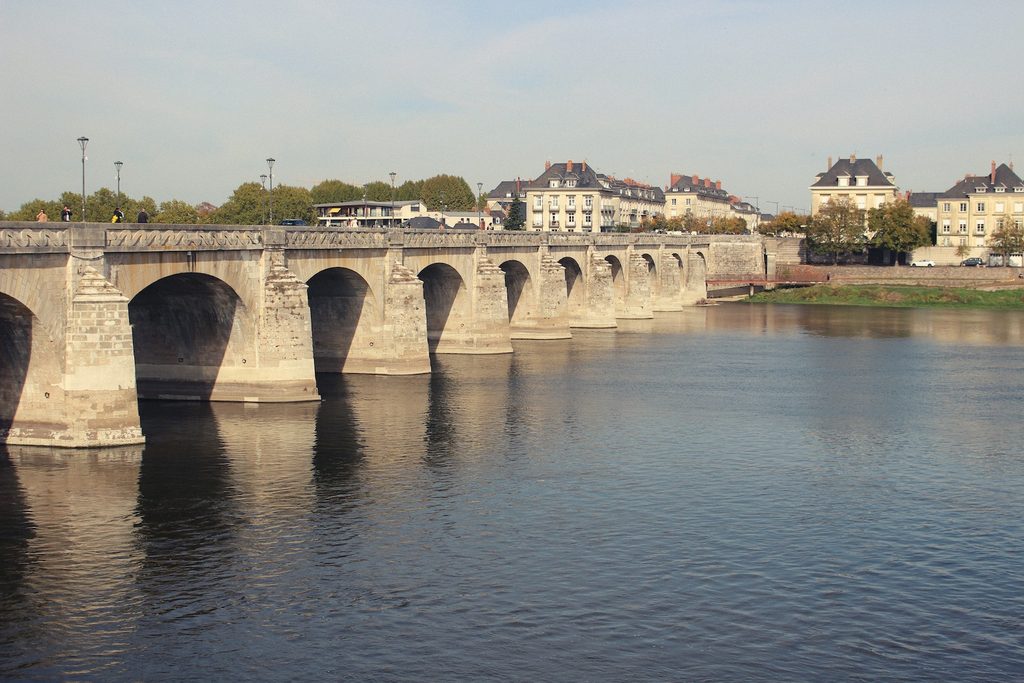 Pont Cessart (Cessart Bridge), Saumur